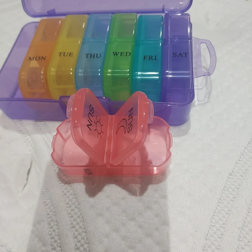 Source Unknown Multicolor Weekly Pill Organizer